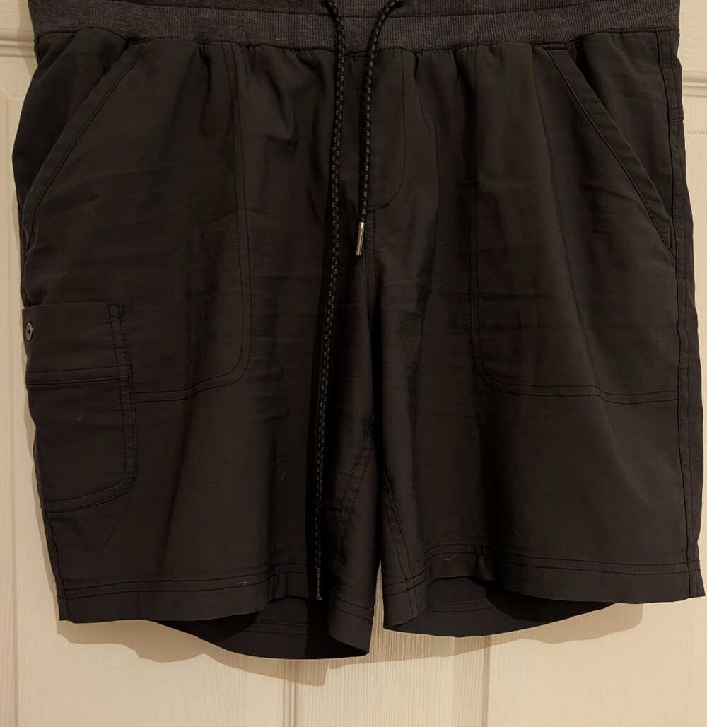 Columbia Black Athletic Drawstring Shorts